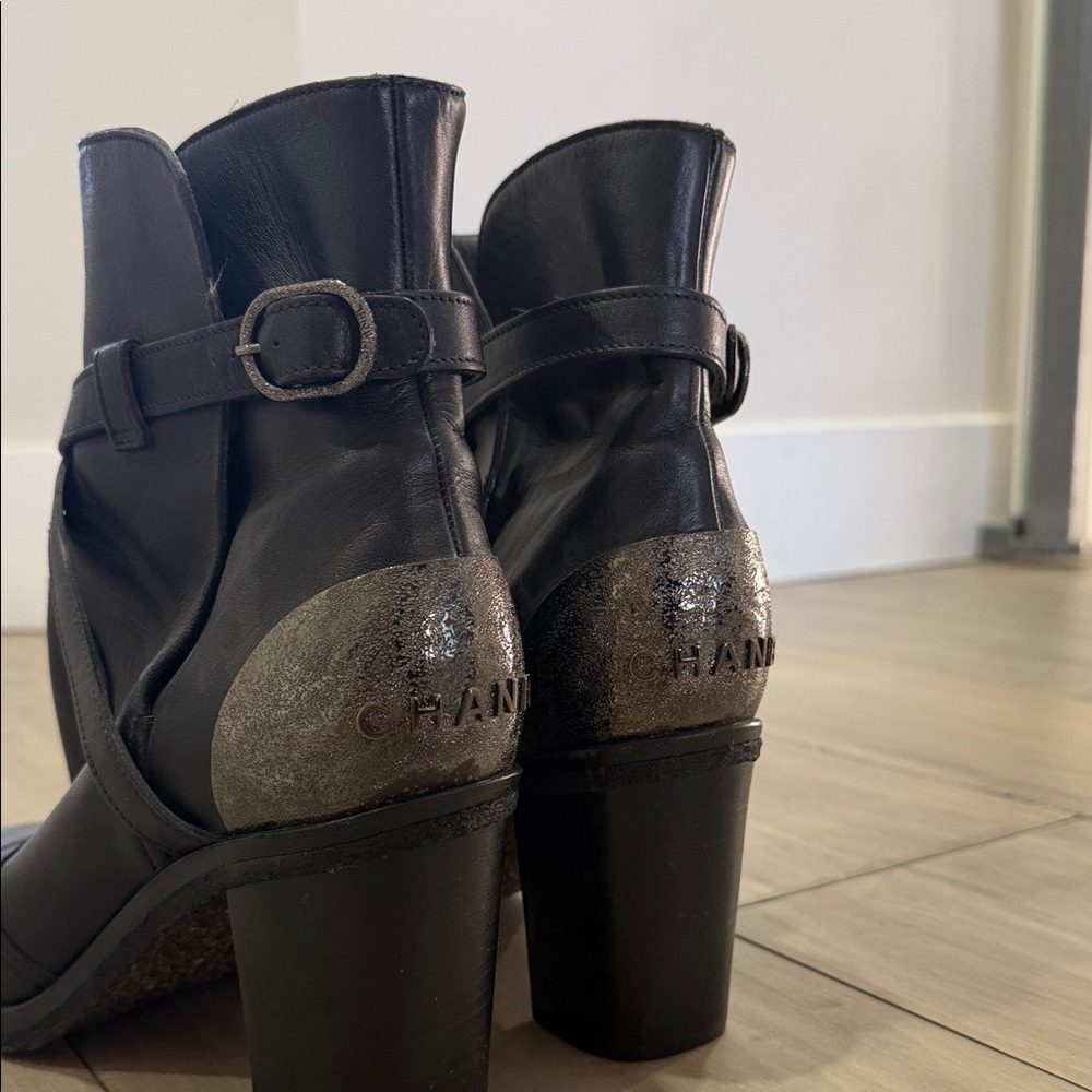 CHANEL Black Ankle Boots - Picture 3 of 16